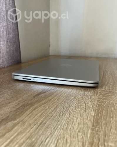 Laptop hp 14-dq2025la en perfecta condición