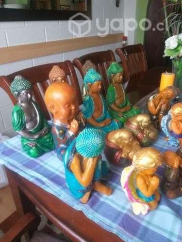 Hermosas figuras budas calidad en trabajo