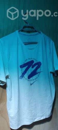 Polera Nike Dry Tec Semi Nueva