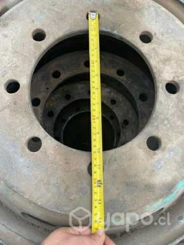 Llanta tubular Ford Cargo 8 hoyos