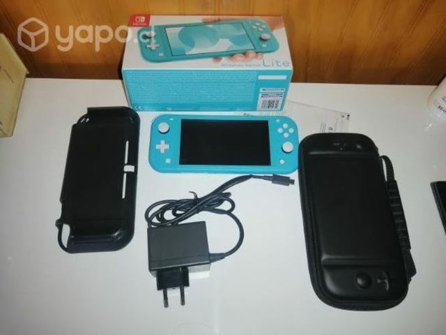 Nintendo switch Lite + Accesorios mas 1 juego