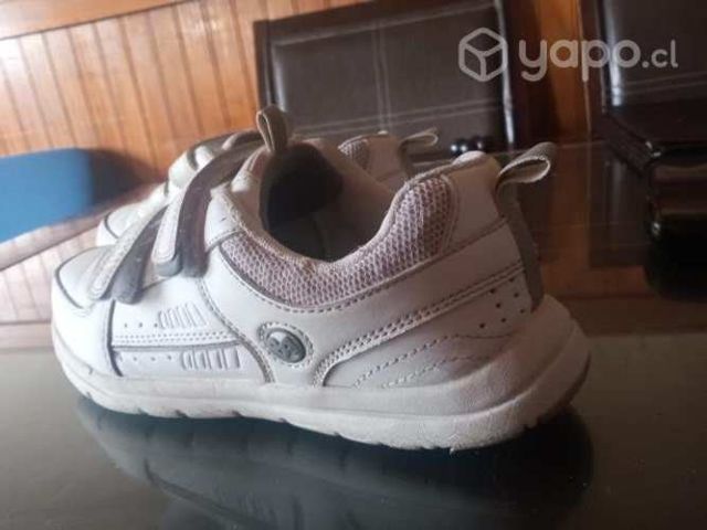 Zapatillas de niño BG