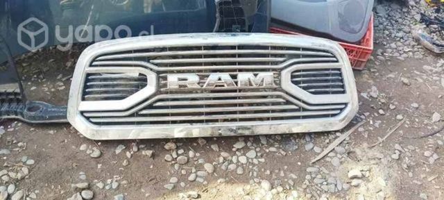 Mascara Dogge ram 2020