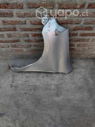 Tapa barro Nissan MACH