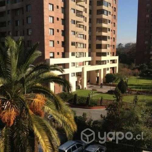 Estacionamiento cercano a Plaza Italia