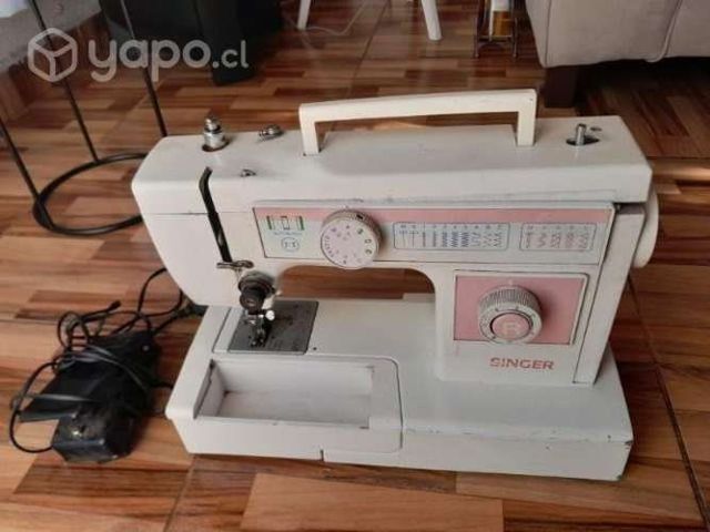 Maquina de coser singer