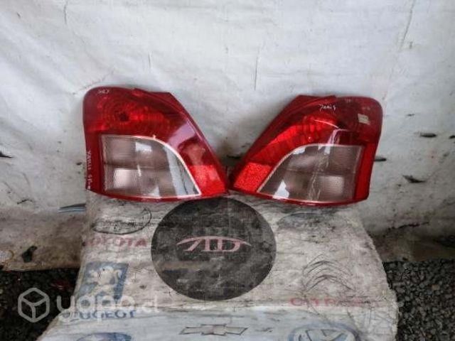 FOCOS TOYOTA YARIS SPORT 05-07. los 2