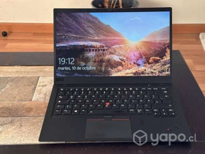 Lenovo Thinkpad X1 Carbon / i7-8650U / 16GB RAM
