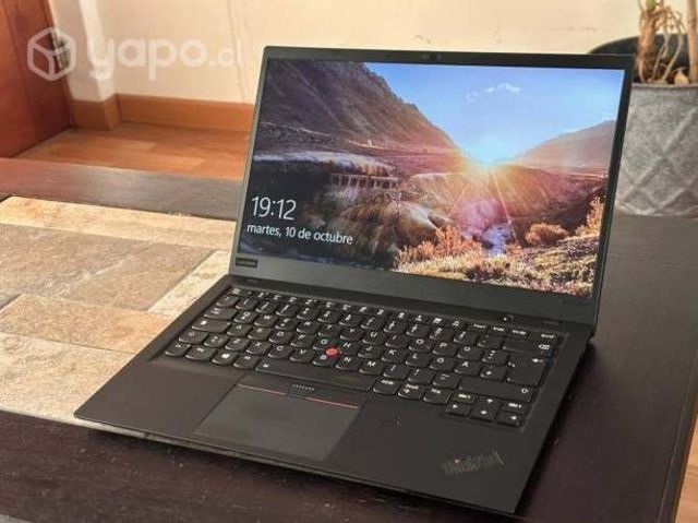 Lenovo Thinkpad X1 Carbon / i7-8650U / 16GB RAM