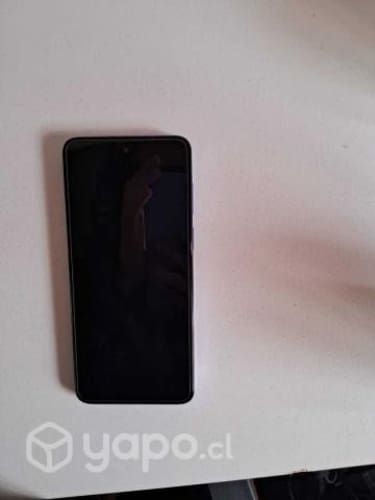 Motorola G13 color lavanda