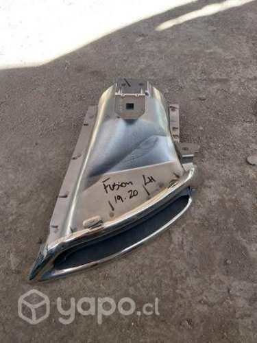 Salida de escape ford fusion Del 19 al 20