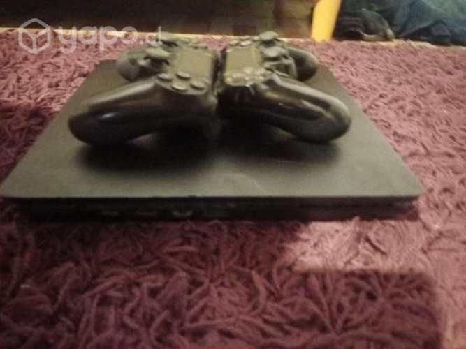 Play 4 con dos mandos