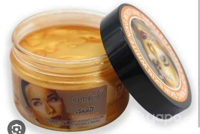 Mascarilla facial de caracol colágeno