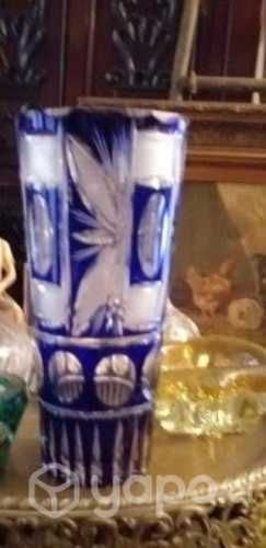 Jarrón cristal azul