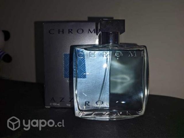 Perfume chrome azzaro.