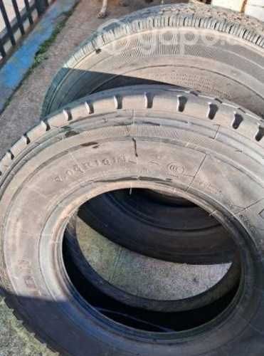 2 Neumáticos 700 x 16 para camión 3/4