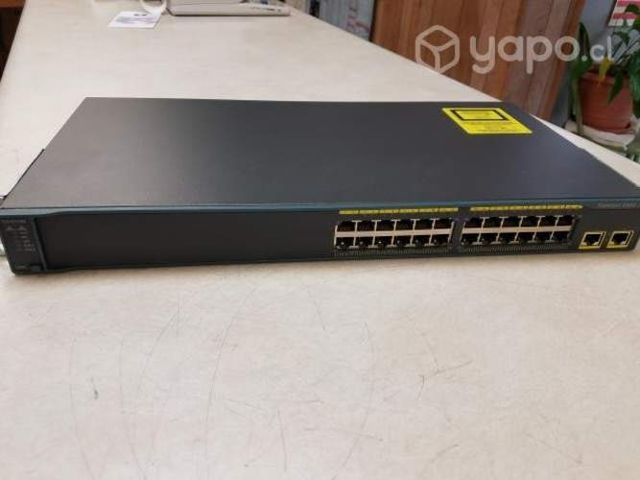 Switch CISCO Catalyst WS 2960 usado impecable