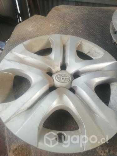 Tapa rueda Toyota. Rad4 original Toyota