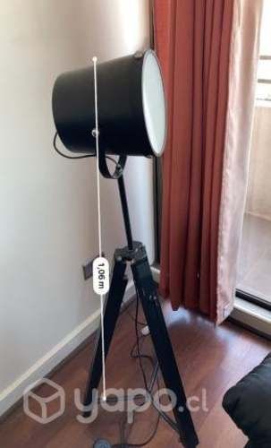 Lámpara de pie foco negro E27 30 W