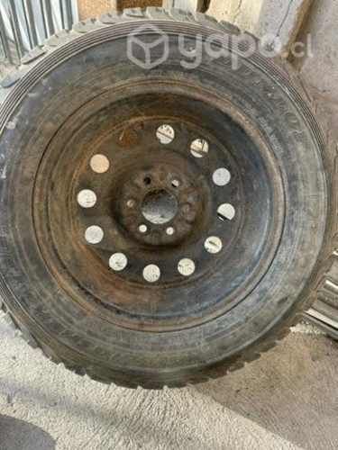 Llanta con neumático 18