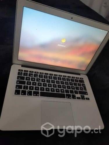 MacBook Air 13 (2017)