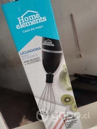 Licuadora de mano + aceccesorios