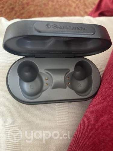 Cargador audifonos inalambricos Skullcandy Sesh