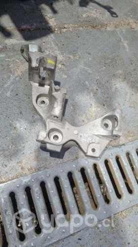 Soporte nissan march