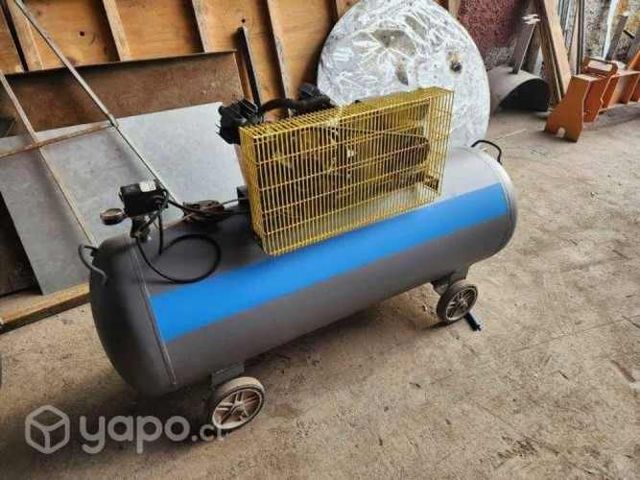 COMPRESOR 7,5 hp 300 litros