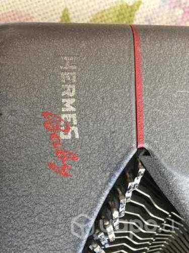 Máquina de escribir Hermes Baby 1941