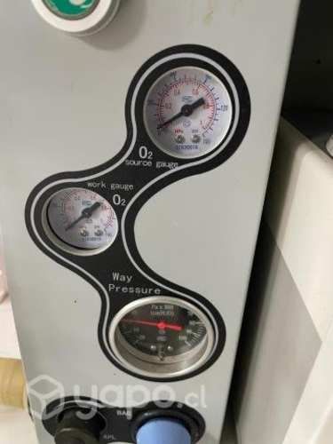 Máquina de técnicas de anestesia veterinaria