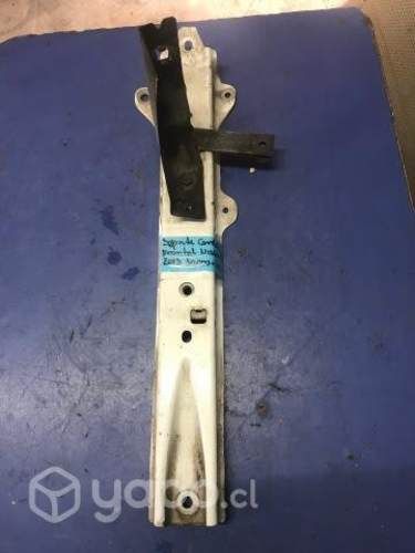 Soporte central frontal Nissan Terrano