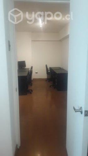 Oficina Santiago Centro Huérfanos c Bandera