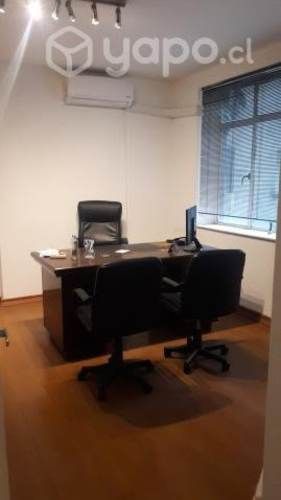 Oficina Santiago Centro Huérfanos c Bandera