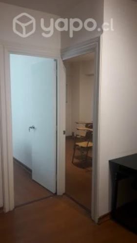 Oficina Santiago Centro Huérfanos c Bandera