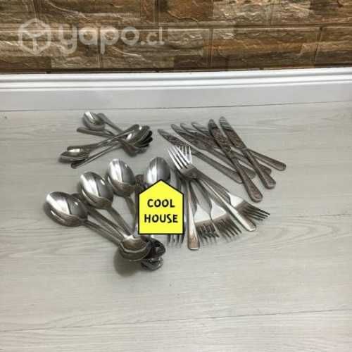 Juego de cubiertos perlados de acero inoxidable. 2