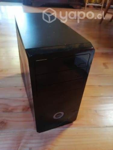 Gabinete PC con fuente de poder