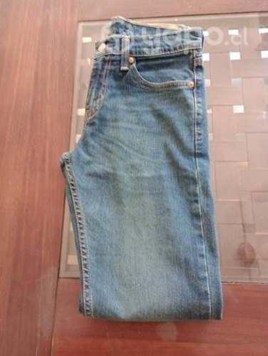 Jeans Levis modelo 511 talla 29/32 impecable