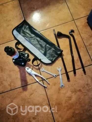 Set para cambio de rueda toyota hilux