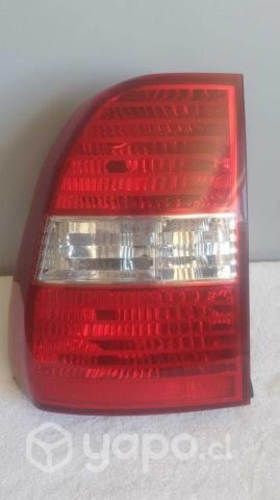 Foto trasero izquiersi kian sportage año 2009