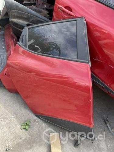 Puerta trasera derecha renault clio