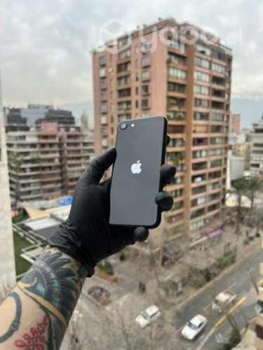 IPhone SE negro 256GB 2022 5G, seminuevo sin caja