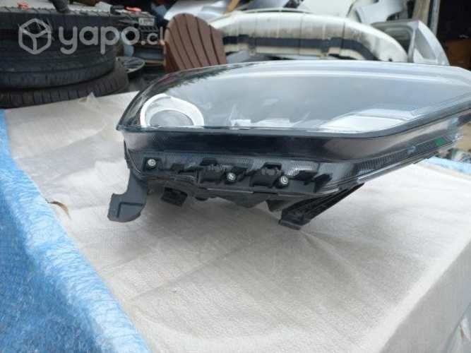 Óptico derecho Ssangyong Korando 22-23 impecable
