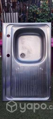 Lavaplatos fuente a la derecha