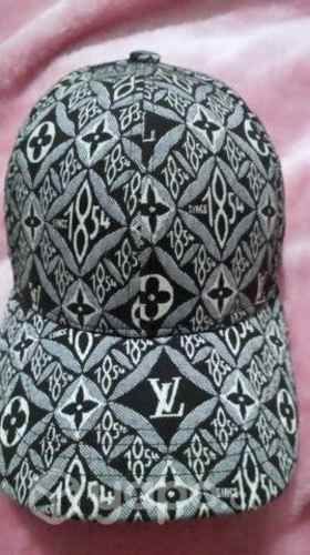 Jockey louis viutton