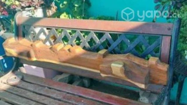 Yugos tallados en madera 2 disponibles