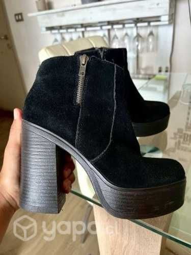 Botín marca Pollini