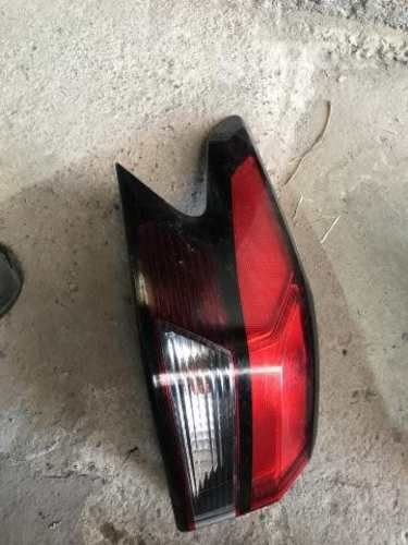 Nissan versa 2021-2022