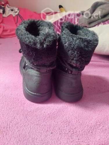 Botas colloky n32 excelente estado