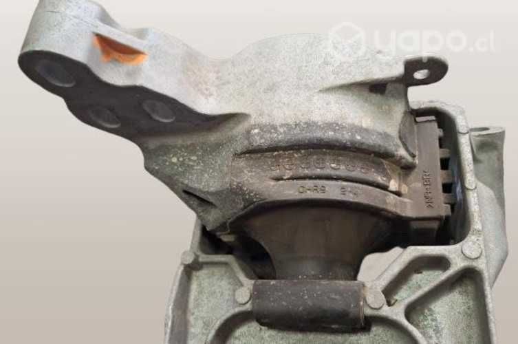 Soporte motor derecho Mazda 6 2.0 año 2015